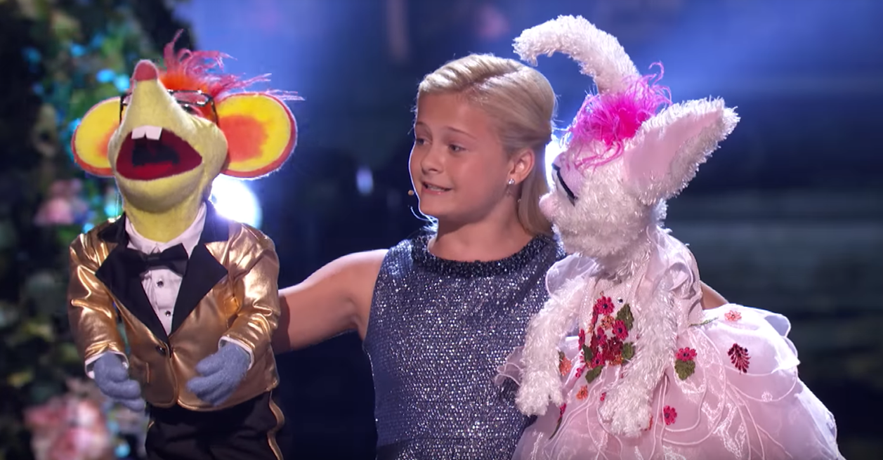 Te Schoolonderwijs stap in ZIEN: de 12-jarige Darci Lynne wint samen met haar buikspreekpoppen  'America's Got Talent'