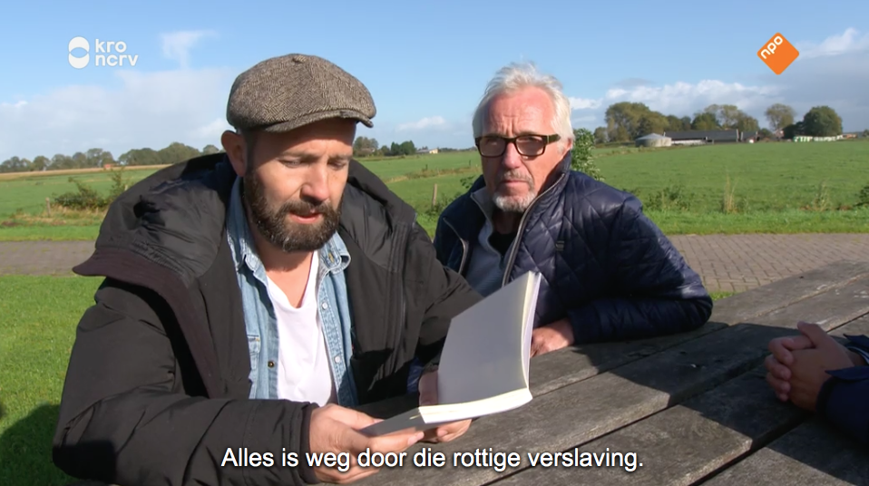 Ontroerende video columnist Marcel en vader Ton, één jaar na de euthanasie van broer en zoon