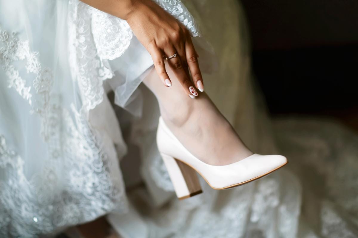bride chaussure trop courte