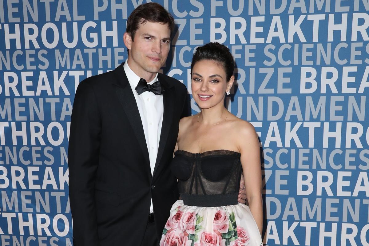 Mila Kunis Vertelt Hoe Zij En Ashton Kutcher Een Koppel Werden