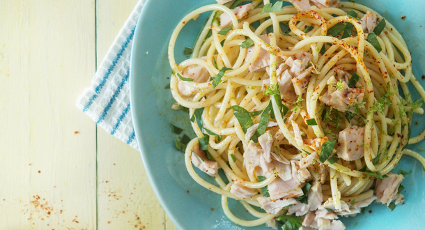 Dit kun je allemaal maken met tonijn uit blik - Libelle Lekker