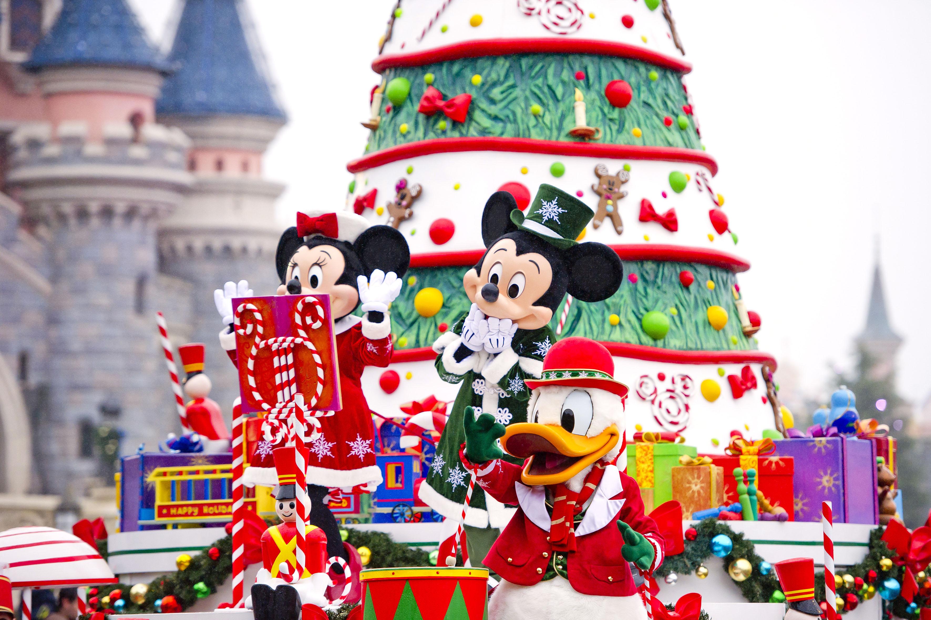 7 raisons de passer Noël à Disneyland Paris