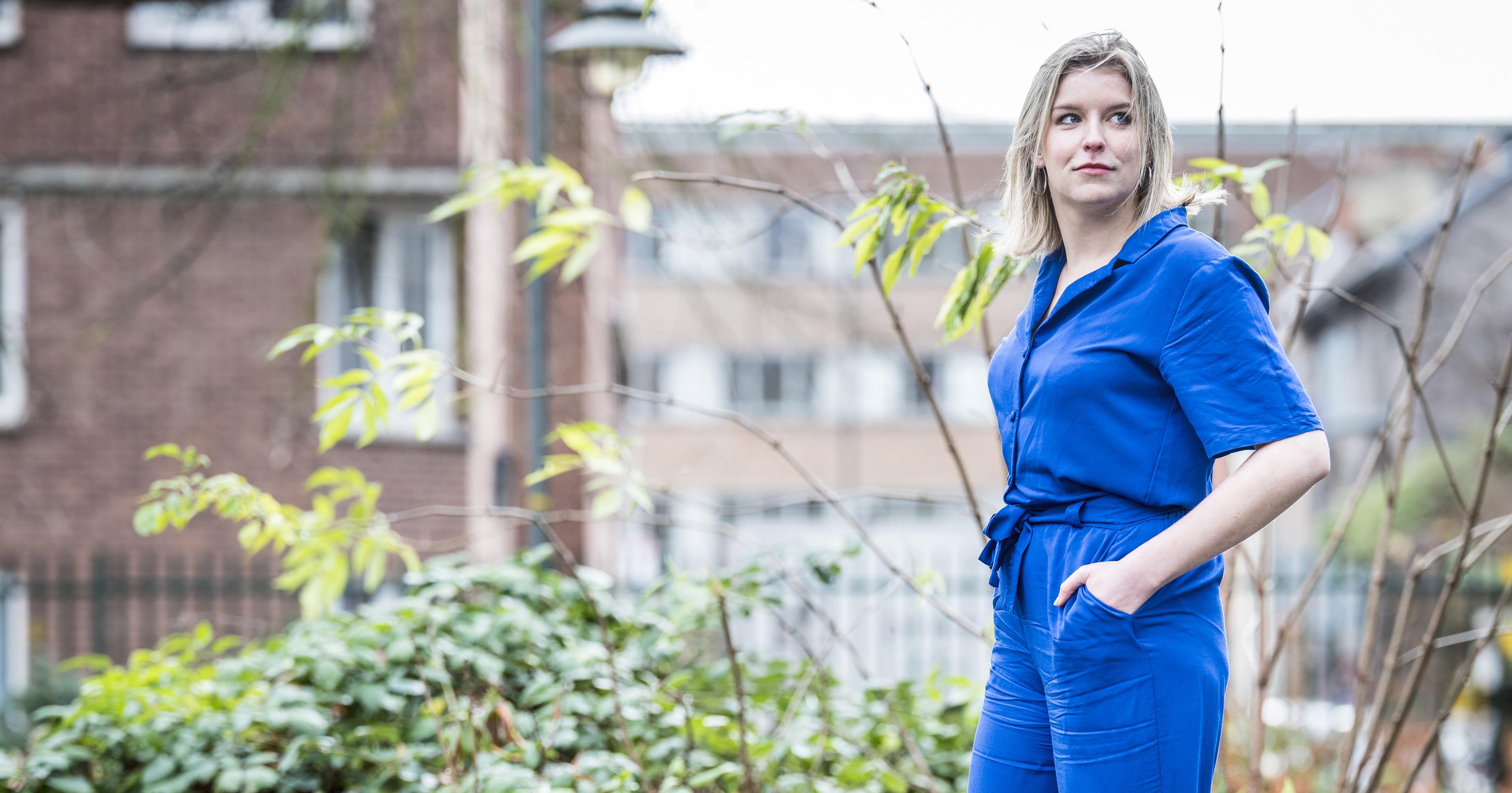 Ina Van Ransbeeck (24) is Flairs kersverse huisseksuoloog foto afbeelding foto