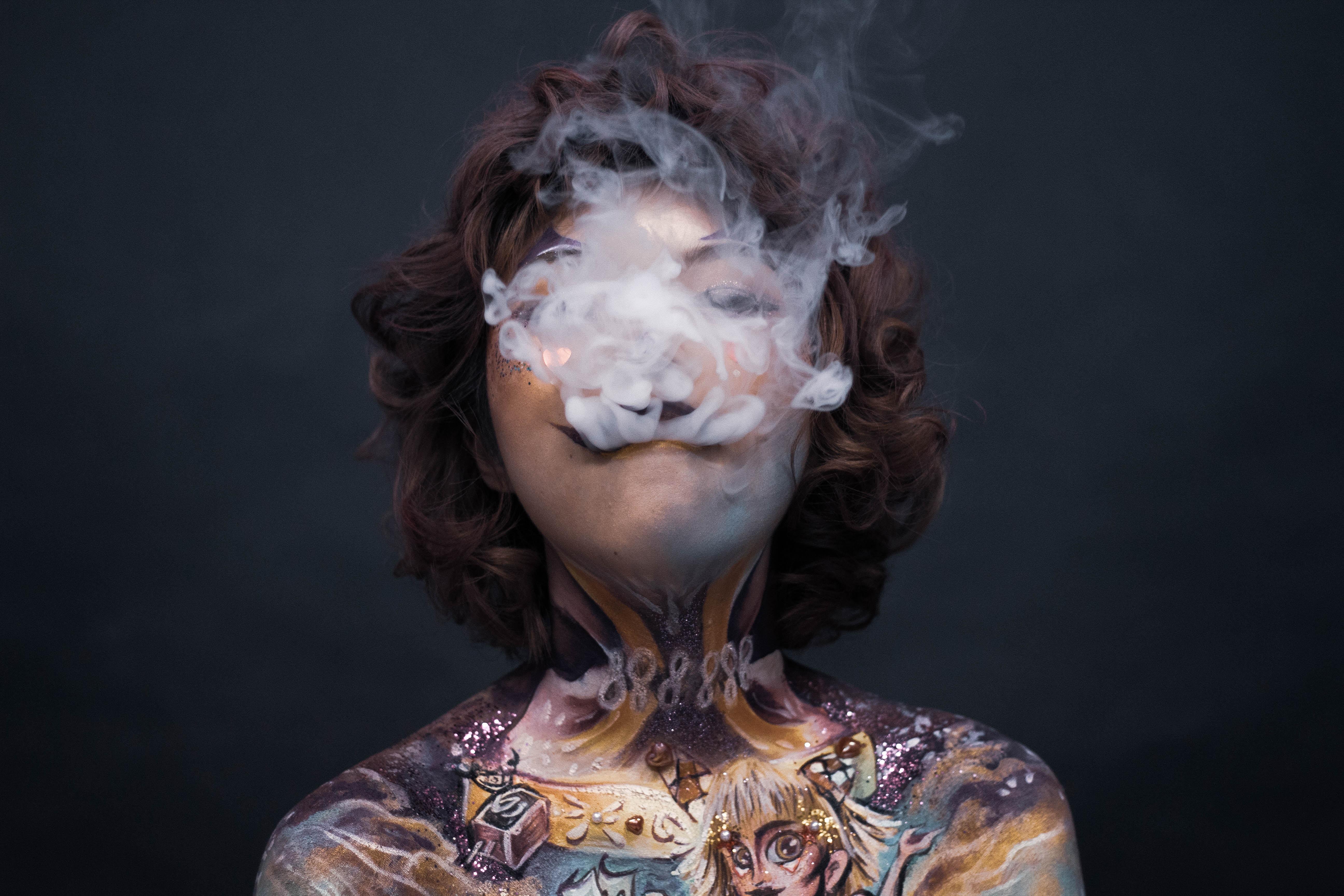 Vapoter, "meilleur pour la sant"? Allez dire a  vos infections buccales  (et au risque de cancer)