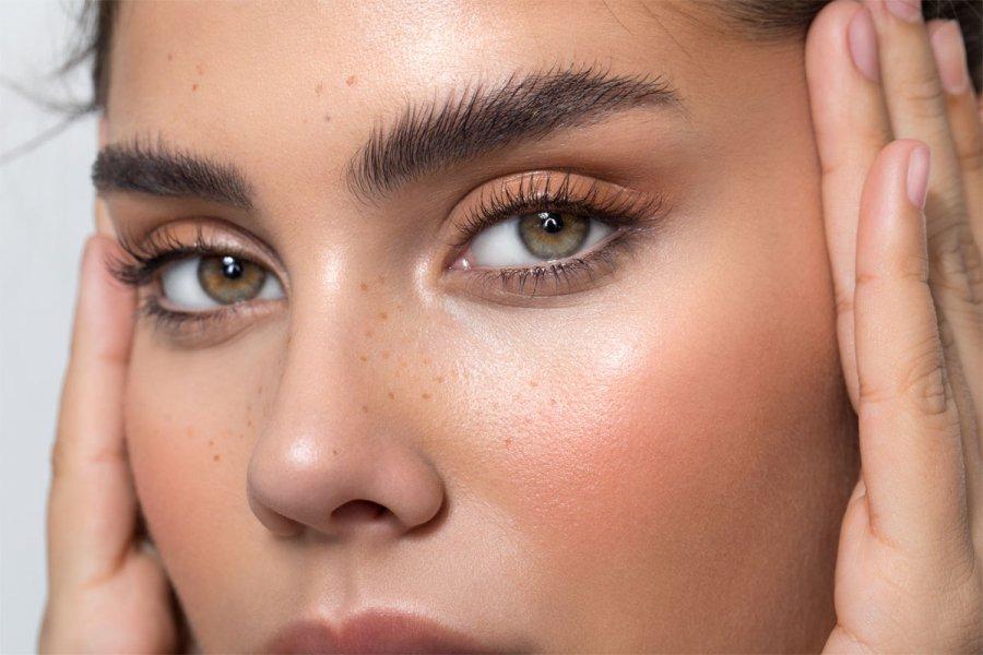 Tout Ce Quil Faut Savoir Sur Les Extensions De Sourcils