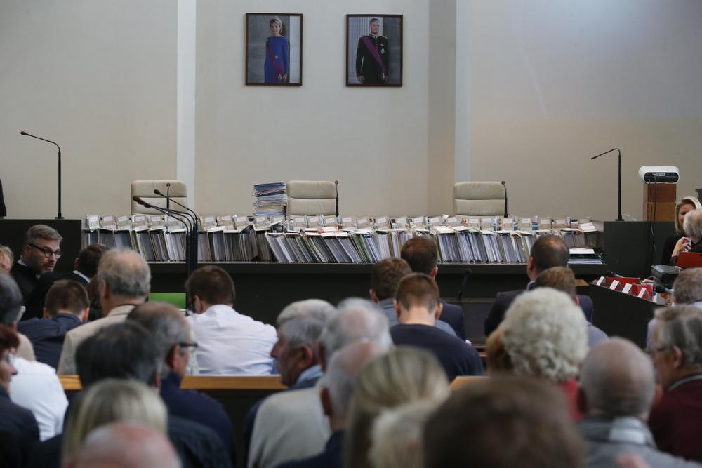 Welke 5 zaken moet je onthouden van de eerste procesdag van de kasteelmoord?