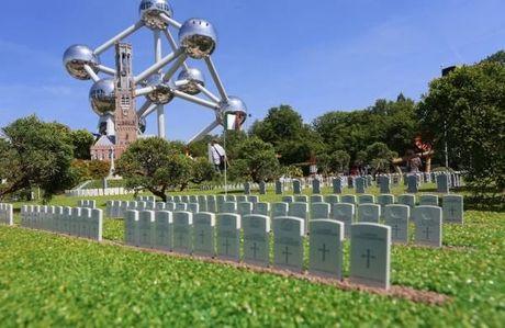 Mini-Europa bouwt ook militaire begraafplaatsen uit de Westhoek na