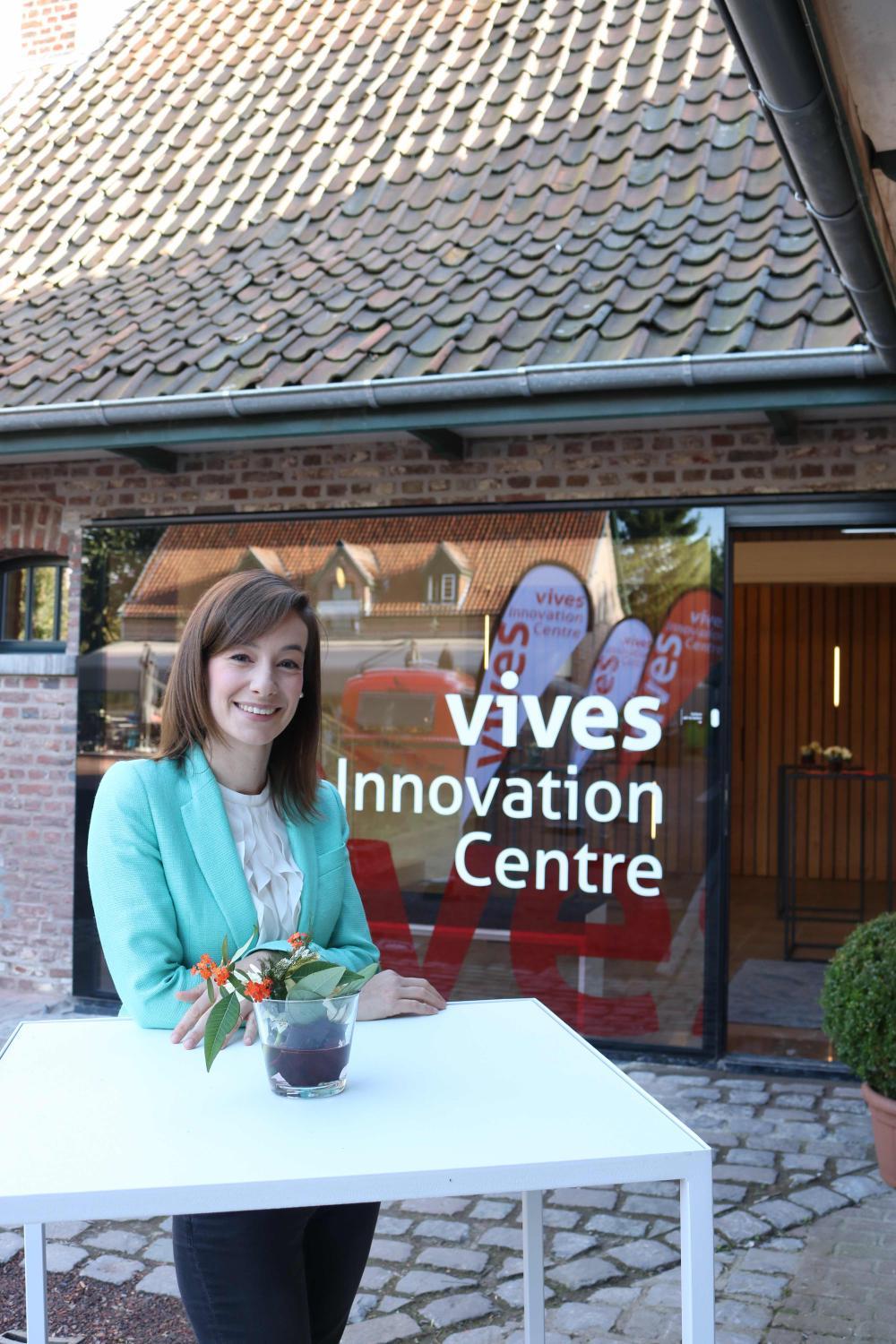 Stefanie Clinckemaillie heeft in het Innovation Center van Vives een flexplek.