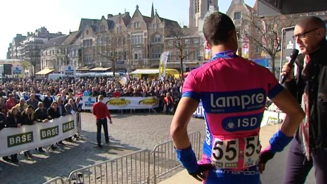 Niki Terpstra wint Dwars door Vlaanderen