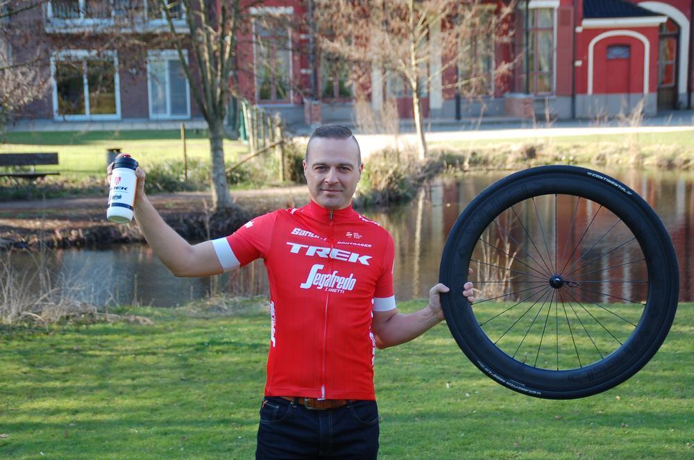 Sven Francoys uit Tielt is met de Bidonguys klaar voor de Ronde van Vlaanderen