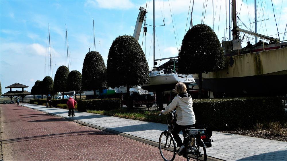 Het is heerlijk wandelen en fietsen in Nieuwpoort.