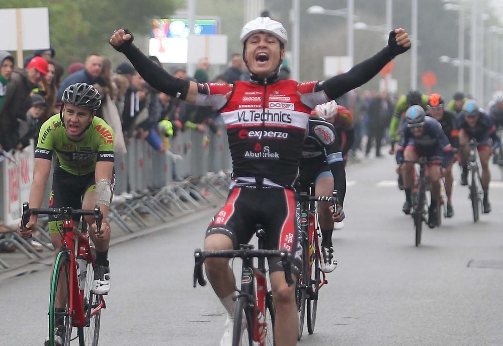 Tuur Deprez werd West-Vlaams kampioen bij de beloften. (Foto Bart)