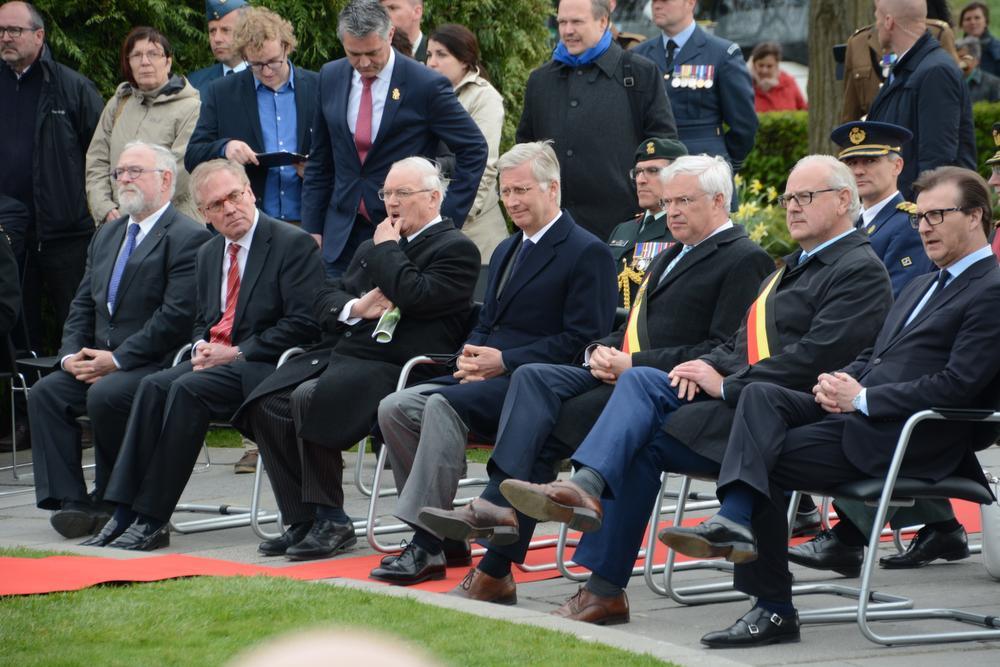 Koning Filip eert eerste slachtoffers van gasaanvallen tijdens WOI