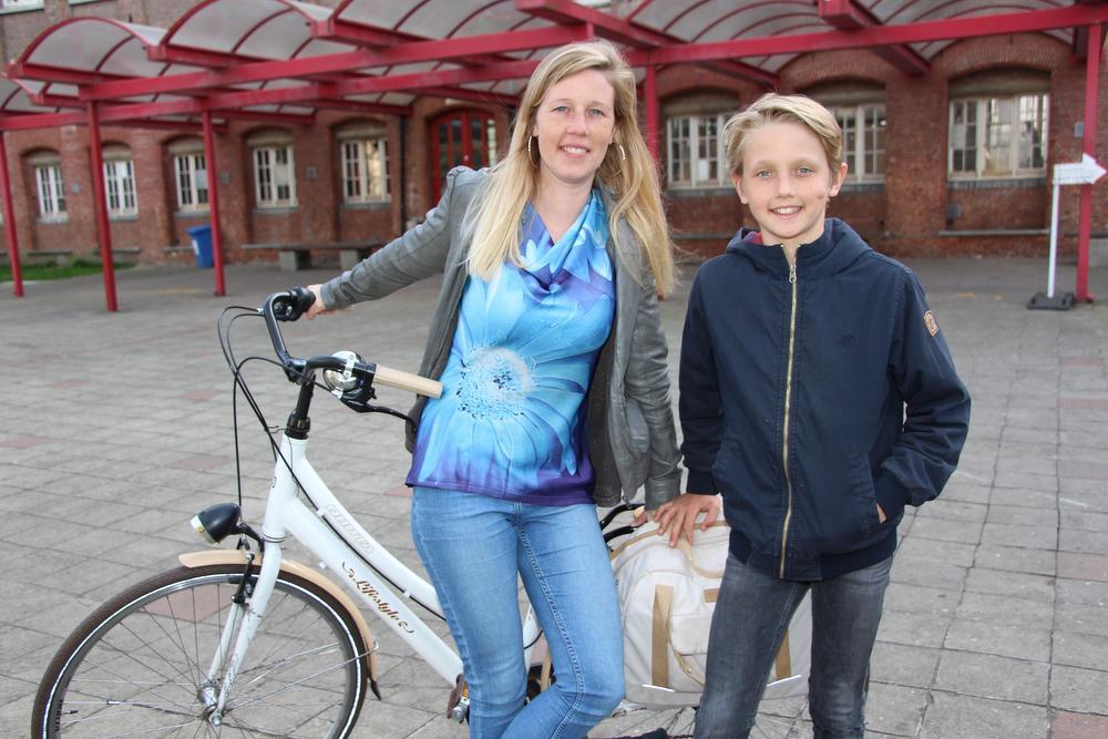 Melissa De Lille met zoon Tristan Frison, die volgend jaar in Stamina school zal lopen.