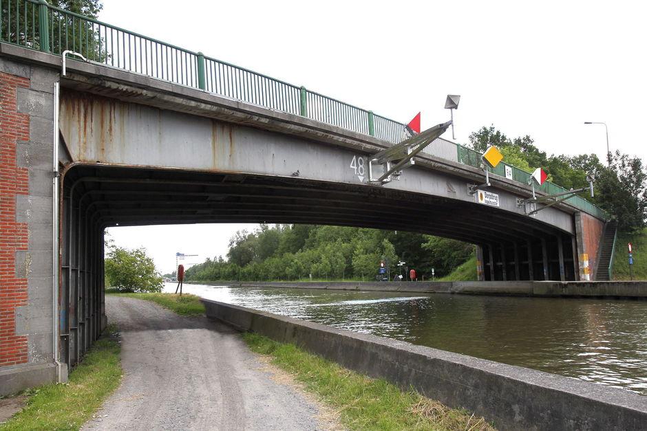 De centrumbrug zorgt al jaren voor discussie en maakt straks plaats voor een nieuwe brug.