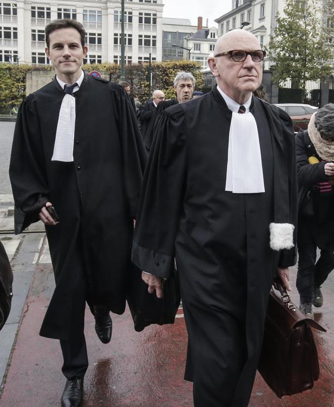 Ook tijdens het proces van Carles Puigdemont werd Paul Bekaert door zijn zoon Simon bijgestaan. 
