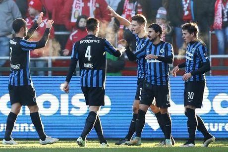 Club Brugge buigt achterstand om in 1-3-zege op Standard
