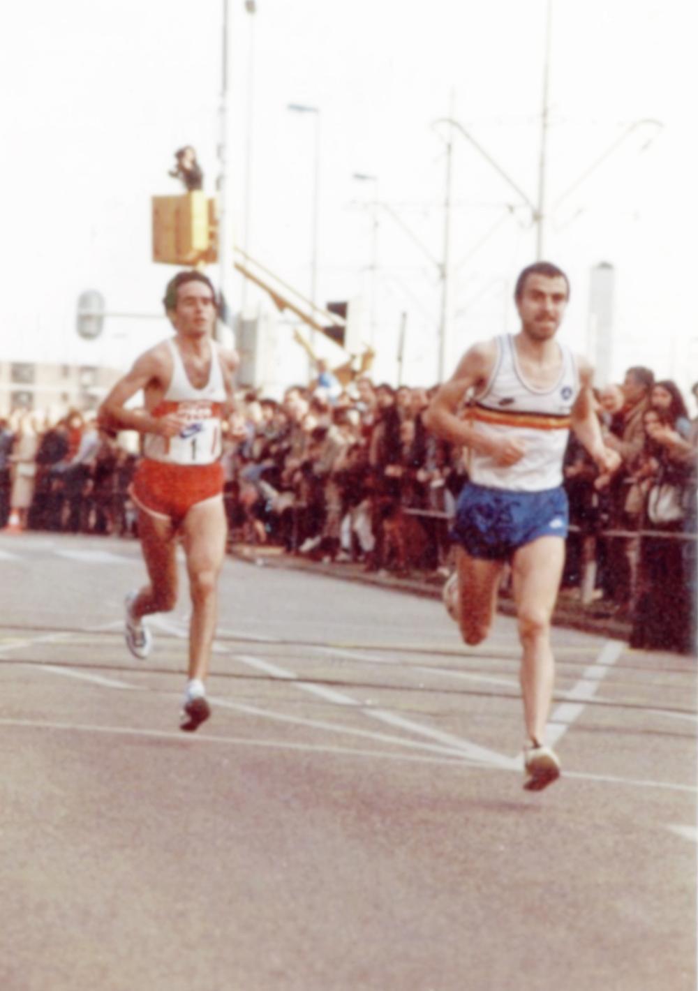 Armand Parmentier liep in Rotterdam 1983 een Belgisch record: 2u09'57