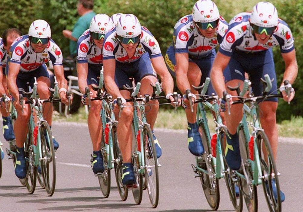 Zowel in 1993 als 1994 wonnen de troepen van Lefevere de ploegentijdrit in de Tour. Telkens leverde het meerdere dagen in de gele trui op.