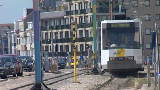 Ook politie Kouter bevestigt: meer vluchtelingen, vervoer met bus of tram