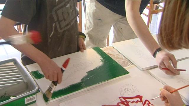 Tekort aan schilders: zesdeklassers krijgen advies van laatstejaars in Ardooie