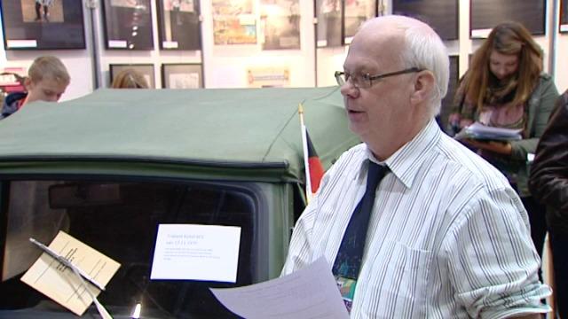 Verzamelaar uit Zwevezele stelt DDR-collectie tentoon