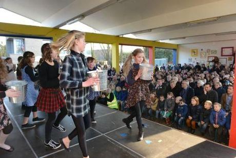 Basisschool Sint-Michiels viert gouden jubileum onder meer met nachtelijke loop