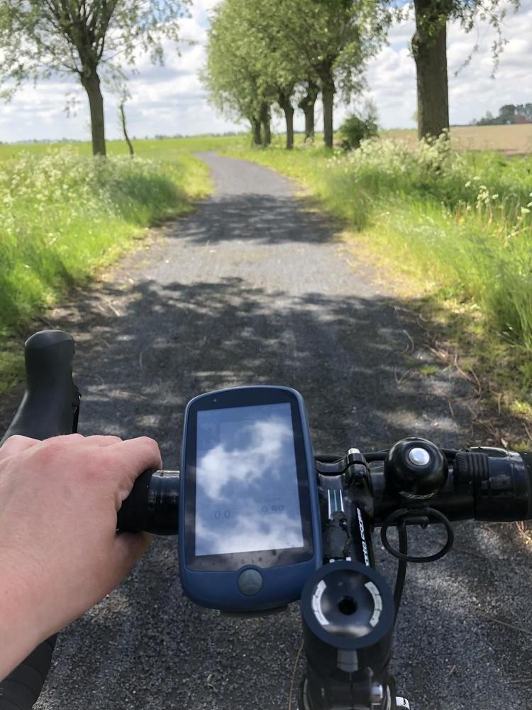 Geen tijd om een route te downloaden? Dan kan je ook gewoon ingeven hoe lang je wil fietsen, of hoeveel kilometers je wil doen, waarna de Navman zelf twee routes voorstelt.