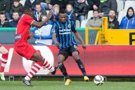 Club Brugge beslist match tegen Moeskroen-Péruwelz in twee dolle minuten