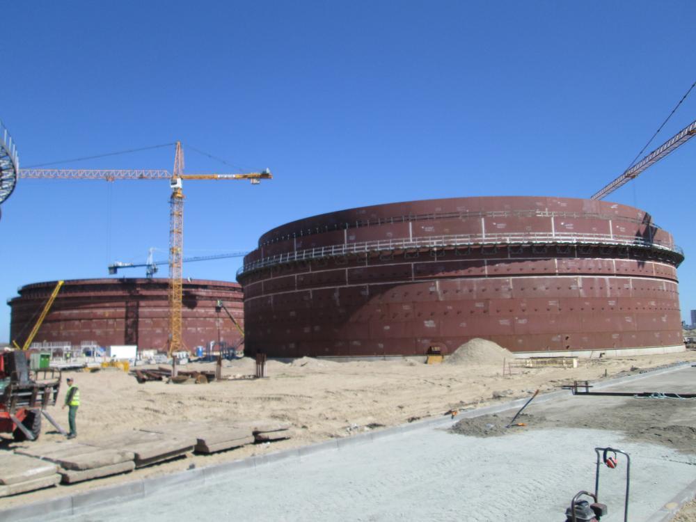 Met de bouw van twee nieuwe dubbelwandige tanks verzorgt Geldof een belangrijk deel van het volledige opslagvolume van de terminal.