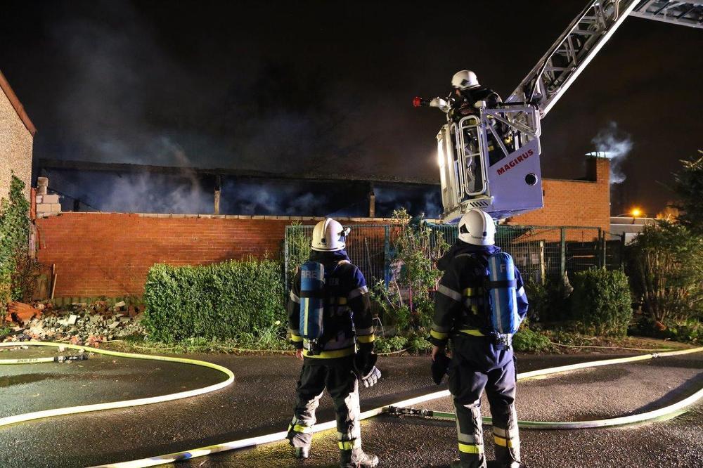 Voormalige drankencentrale Decuypere in Kuurne verwoest door brand