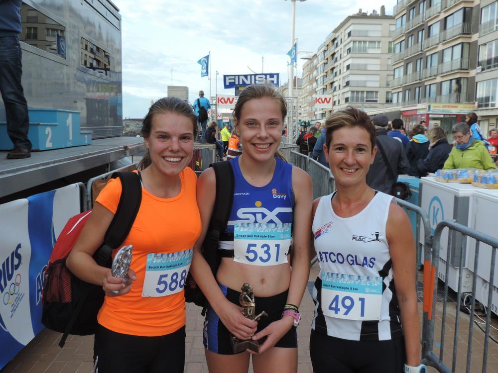 De top 3 van de 5km Dames: Lien Dekeyzer, Nele Feys en Laure Duprez