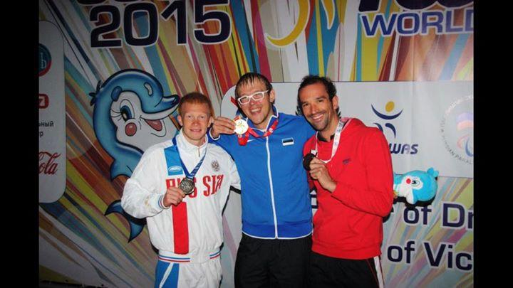 Sven Decaesstecker wint na goud nu ook zilver en brons in Sochi