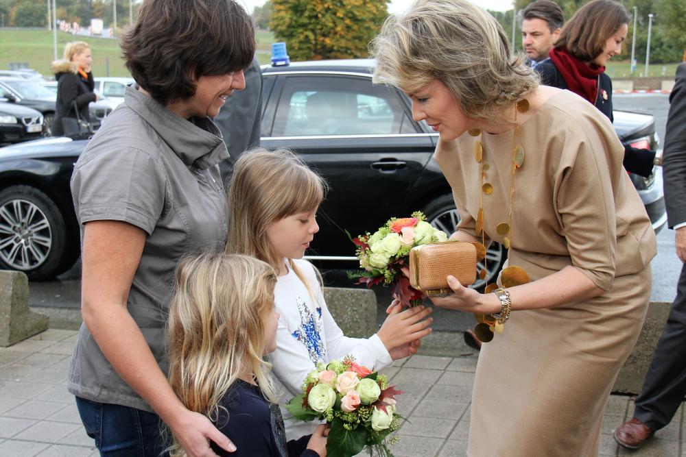 Koningin Mathilde bezoekt Interieur16 in Kortrijk