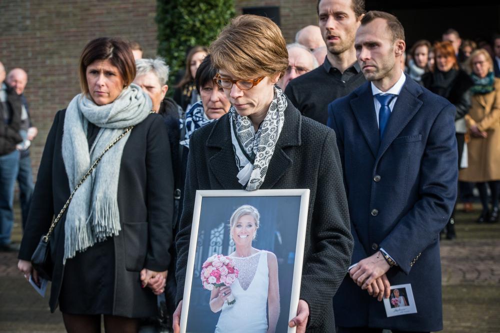 Sereen en aangrijpend afscheid van Stephanie Buffel in Beernem