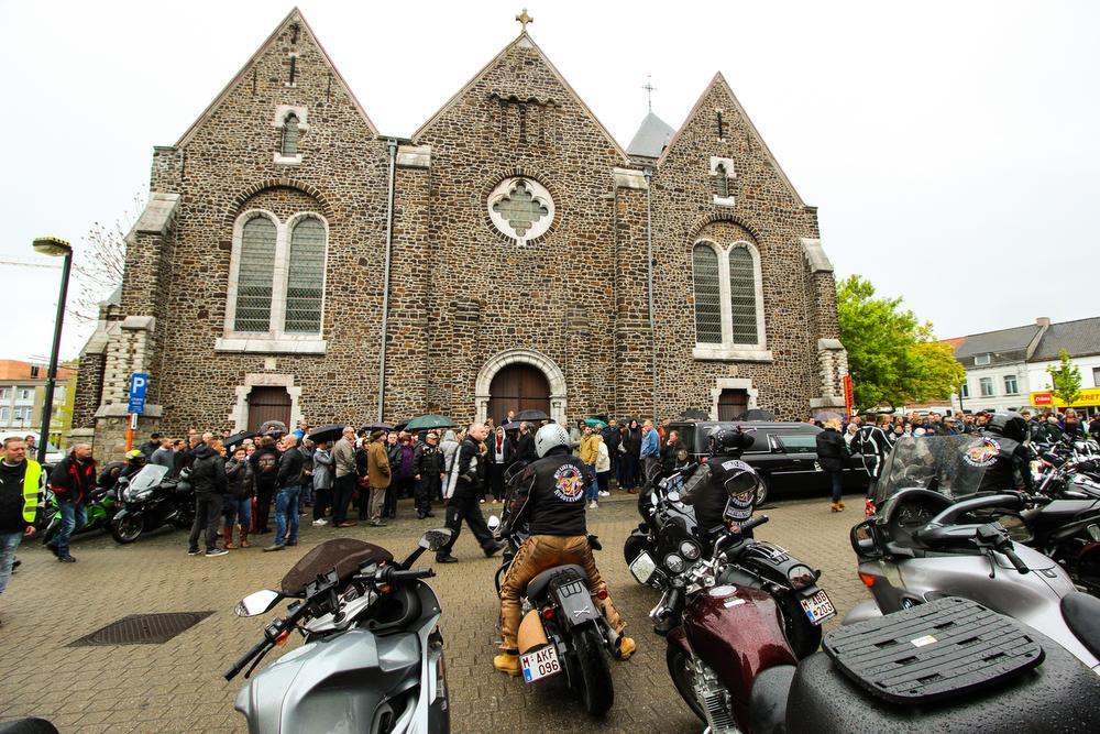 Stewards ingezet voor uitvaartplechtigheid verongelukte motorrijders