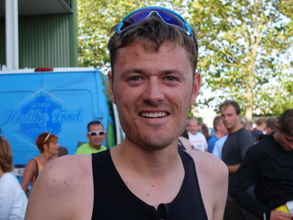 Sam Willems uit Oostrozebeke kwam als eerste aan bij de 10 km wedstrijd.