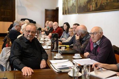 Seniorenadviesraad Brugge wil duidelijkheid over plannen van De Lijn