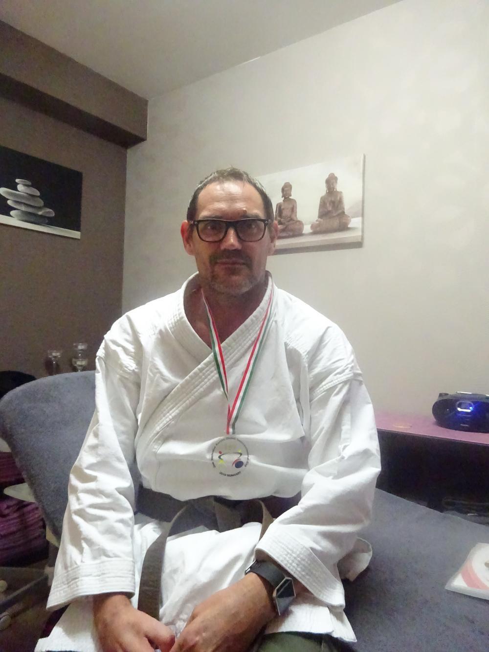 Steve Cools uit Oostende kaapte goud weg tijdens WK G-karate