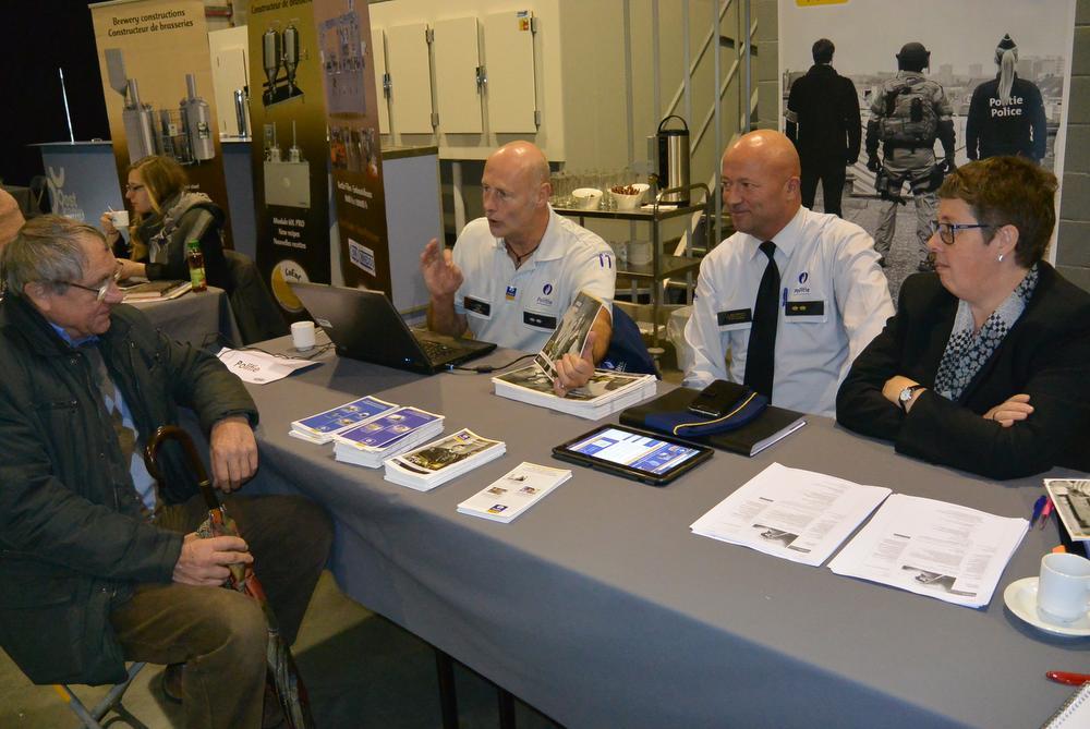 Bij de politie staan er 1.600 vacatures open over het hele land.