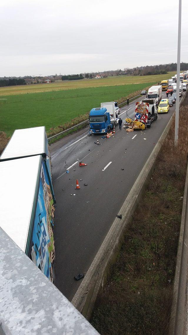 E40 in Beernem weer vrij na ongeval