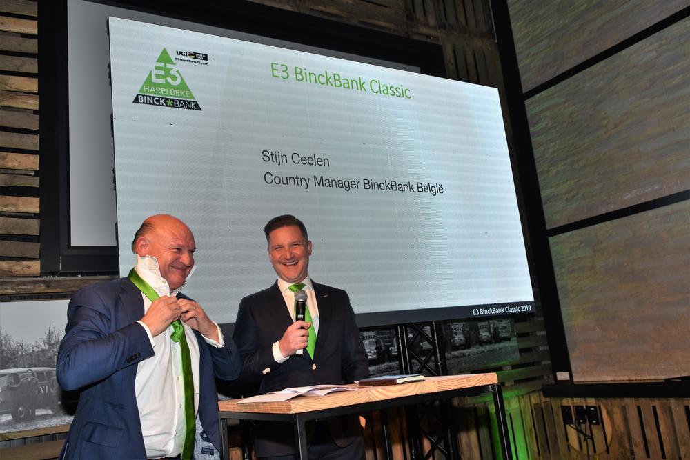 Op de foto Jacques Coussens van E3 en Stijn Ceelen van BinckBank. (Foto LOO)