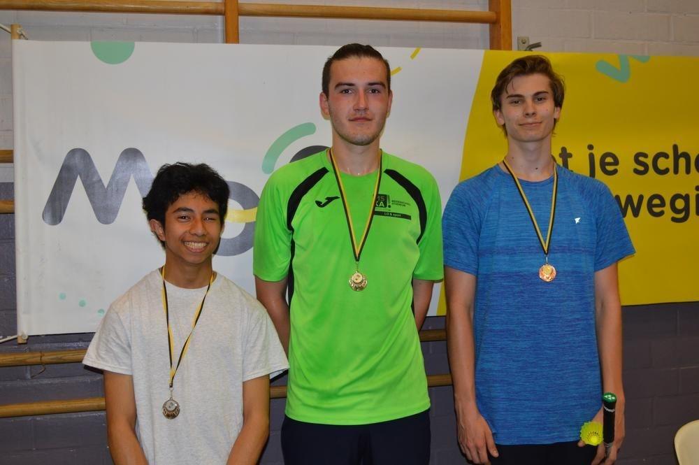 Ontdek de medaillewinaars van het PK MOEV-badminton