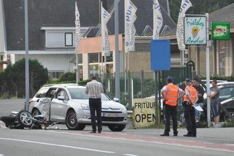 Motorrijder verongelukt in Gistel, passagier kritiek