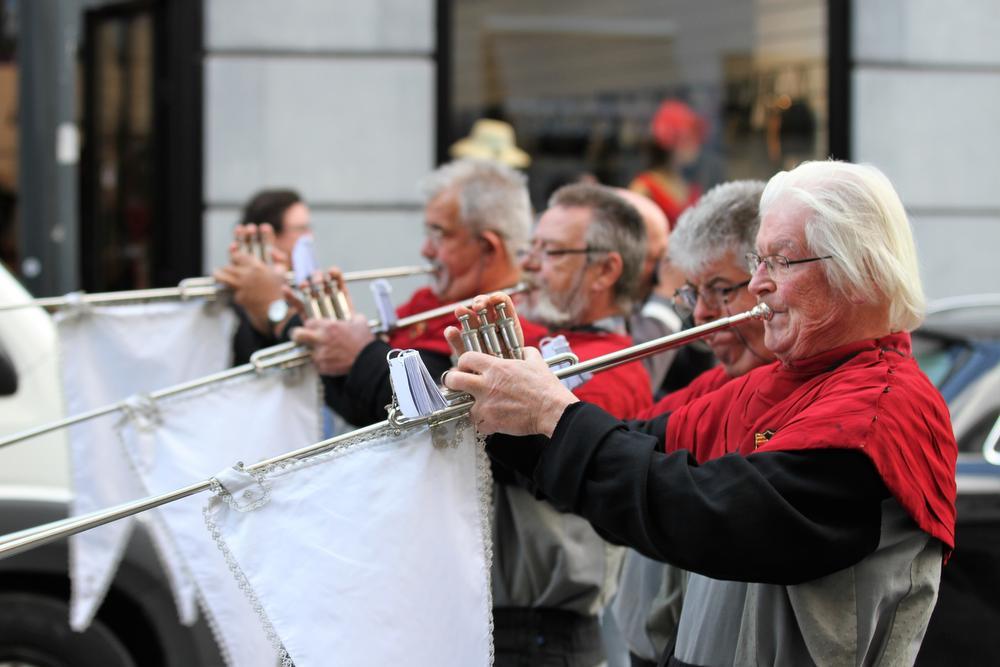 De stoet van de togati werd ook dit jaar muzikaal begeleid.