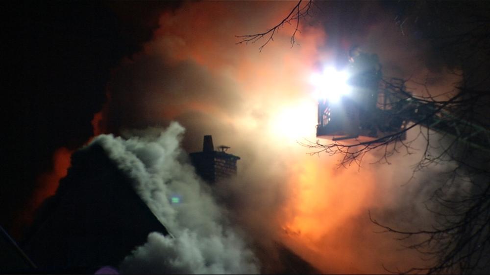 Koppelwoning gaat in vlammen op in Sint-Andries