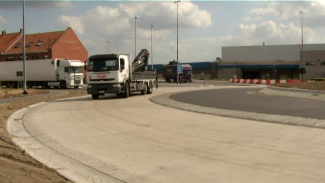 Vernieuwde expresweg met rotondes officieel open in Wielsbeke