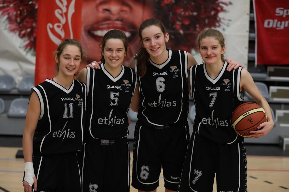 U19 van Basket@Sea Oostende schrijven internationaal X-mas Tournament op hun naam