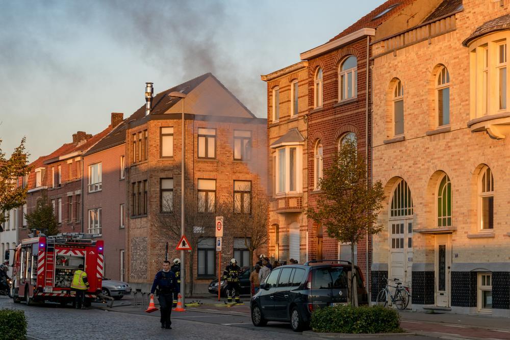 Schade beperkt na brand in appartement in Kortrijk