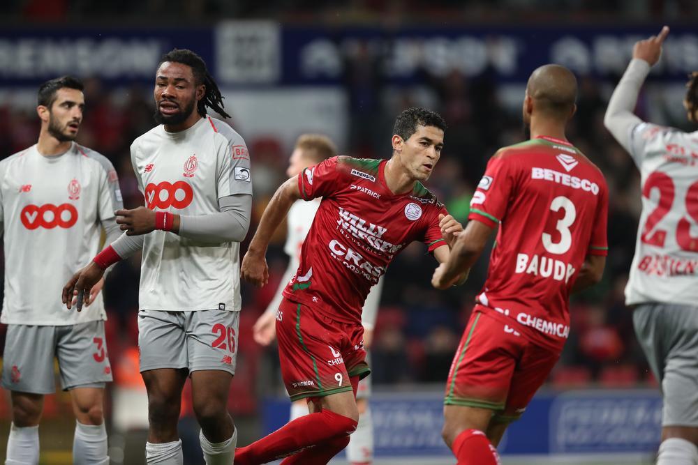 Zulte Waregem recht de rug met 3-1-winst tegen Standard